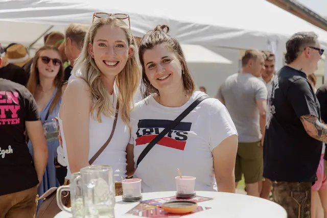 Beim Maibock-Frühschoppen in Lassersdorf ist jedes Jahr beste Stimmung garantiert. | Foto: FF Lassersdorf