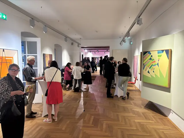 Die Ausstellung "Morgenrot und braune Erde" mit Bildern von Franz Cserni  ist im Obergeschoss des Gerberhauses in Fehring zu sehen.