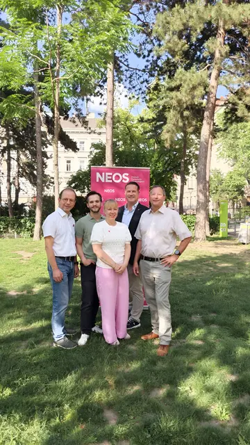 Volkmar Schneider, Johannes Fisecker, Barbara Schott, Rudolf Mayrhofer-Grünbühel, Oliver Prenn sind im Team. (v.l.) | Foto: Neos