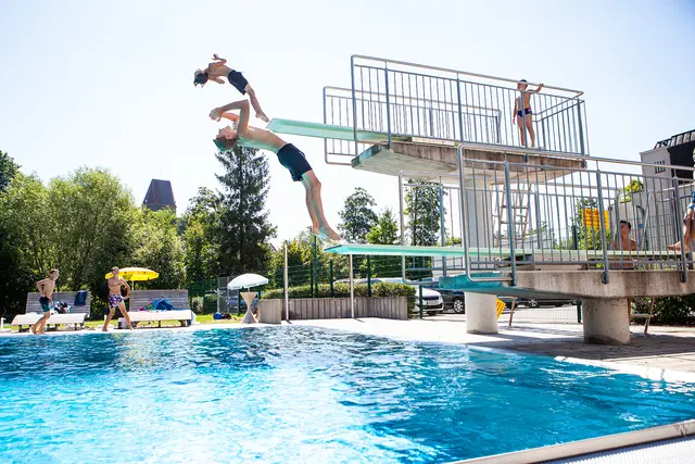 Das ZwettlBad hat sich als attraktive Freizeiteinrichtung weit über die Bezirksgrenzen hinaus etabliert. | Foto: C. Schindler/fotozwettl.at