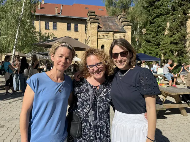 Simone Porteder, Tina Fras und Angelina Zentra engagieren sich aktiv in der Schulgemeinschaft des Sacré Coeur. | Foto: Elena Fuchsbauer