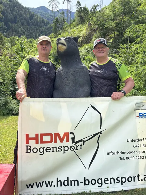 Herbert Bauer (li.) und Hansjörg Meinschad sorgen mit jahrelanger Erfahrung und viel Know How für ein Turnier auf hohem Niveau für die Teilnehmerinnen und Teilnehmer.