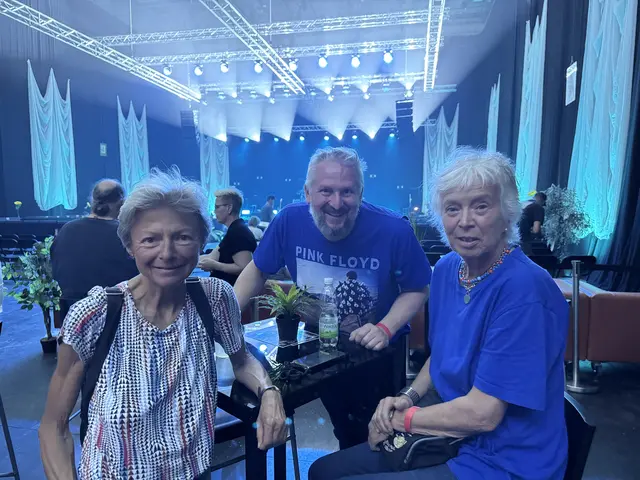 Brigitte, Alex und Ulli waren gespannt auf die Generalprobe von Ventilator. | Foto: Elena Fuchsbauer