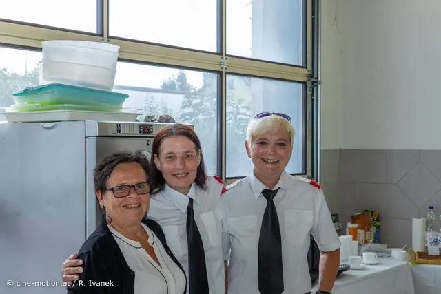 Stets im Einsatz für das Wohlergehend der Gäste. | Foto: cine-motion.at / R. Ivanek