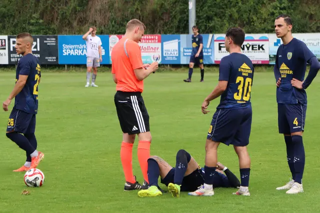 Das Bild täuscht: Über weite Strecken verlief das Spiel diszipliniert | Foto: Gerhard Langmann