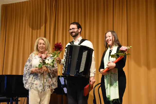Brigitte Weißengruber, Nikola Djorić und Gabriele Proy. | Foto: Mirjam Preineder