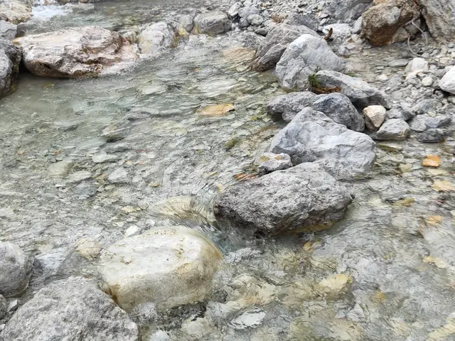 frisch und klar ist das Wasser vom Berg... | Foto: I.Wozonig