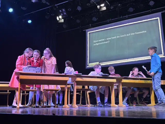 Seit 1965 steht die Schule für Bildung, Zweisprachigkeit und kulturelle Vielfalt in der Region. | Foto: Rosenberger Victoria/MeinBezirk