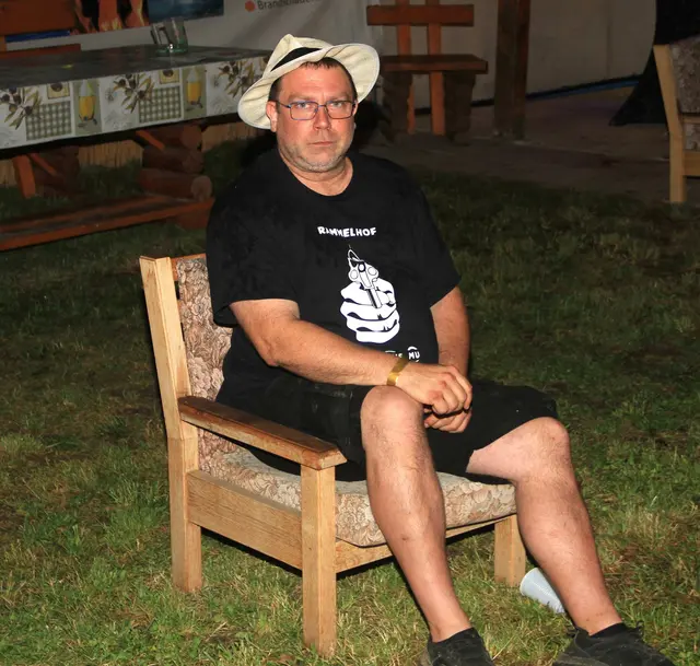 Mitorganisator Wolf Wiedermann suchte am späten Abend ein wenig Erholung im VIP-Bereich. | Foto: Peter Seper