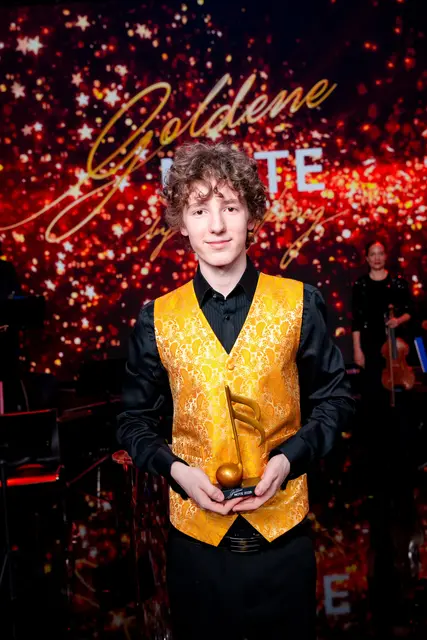 Der Wiener Blockflötist Adam Benold gewann beim österreichischem Klassik-Nachwuchswettbewerb "Goldene Note" mit der Blockflöte den 1. Preis in der Kategorie Blasinstrumente | Foto: ORF/Roman Zach-Kiesling