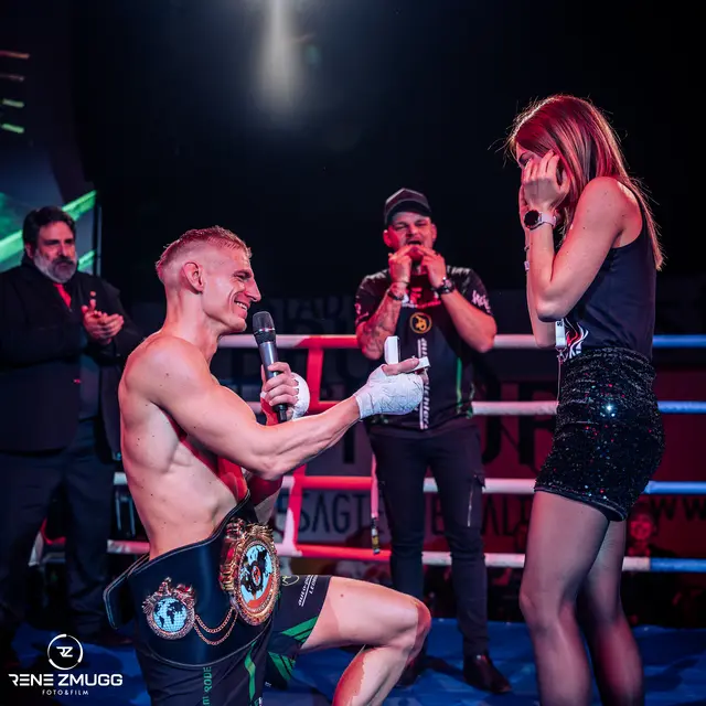 Sie hat Ja gesagt beim Heiratsantrag bei der Styrian Fight Night 2026 | Foto: Karl Proderutti
