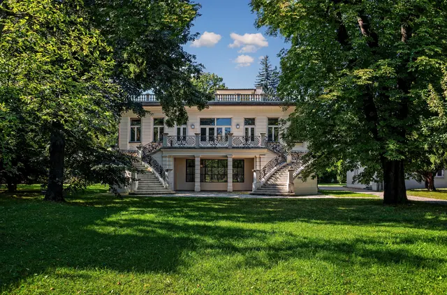 Klimt Villa zeigt Werke des Künstlers Gerhard Weissenbacher