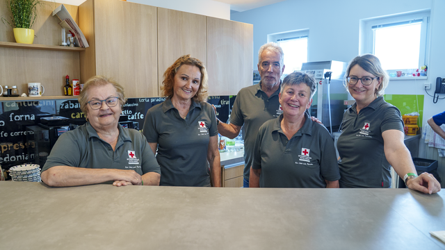 Das Team aus der Feldküche versorgte die Gäste am Open Day in Wels mit selbstgemachten Köstlichkeiten. | Foto: Sihorsch