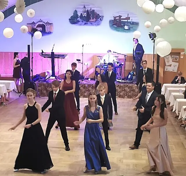Sommerball der Mittelschüler