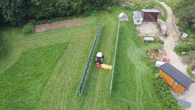 In der gesamten Steiermark laden am 20. Juni zum Langen Tag der Energie zahlreiche Energieschauplätze dazu ein, sich rund um das Thema Energie zu informieren. Im Bezirk Hartberg-Fürstenfeld wartet unter anderem eine Agri PV Anlage in einer Landwirtschaft mit Doppelnutzung. Diese kann in Schäffern besichtigt werden. | Foto: Georg Stögerer