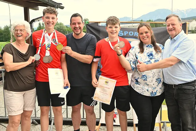 Drei Generationen Waldhauser | Foto: Kärntner Sportkeglerverband / Josef Bodner