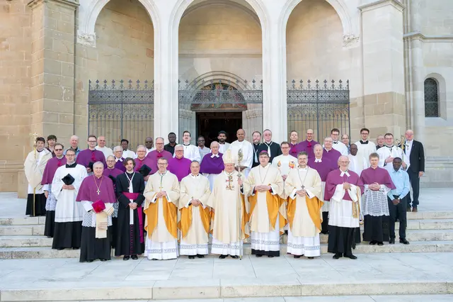 Festgottesdienst und Forschung stand auf dem Programm