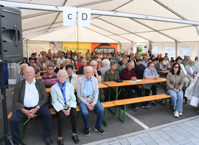 Viele Besucher kamen zu Fest und Frühschoppen. | Foto: Rudolf Dornik