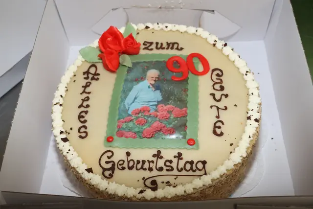 Runder Geburtstag von Messner Maria