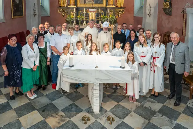 Pfarre Kappel/Drau feiert Volksaltar-Einweihung und Priesterjubiläum