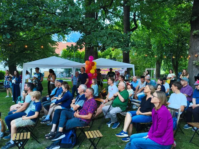 Die Baptistengemeinde Innsbruck beteiligte sich heuer erstmals an der Langen Nacht der Kirchen und freute sich über zahlreiche Besucherinnen und Besucher im Waltherpark. | Foto: Rebekka Kistenich