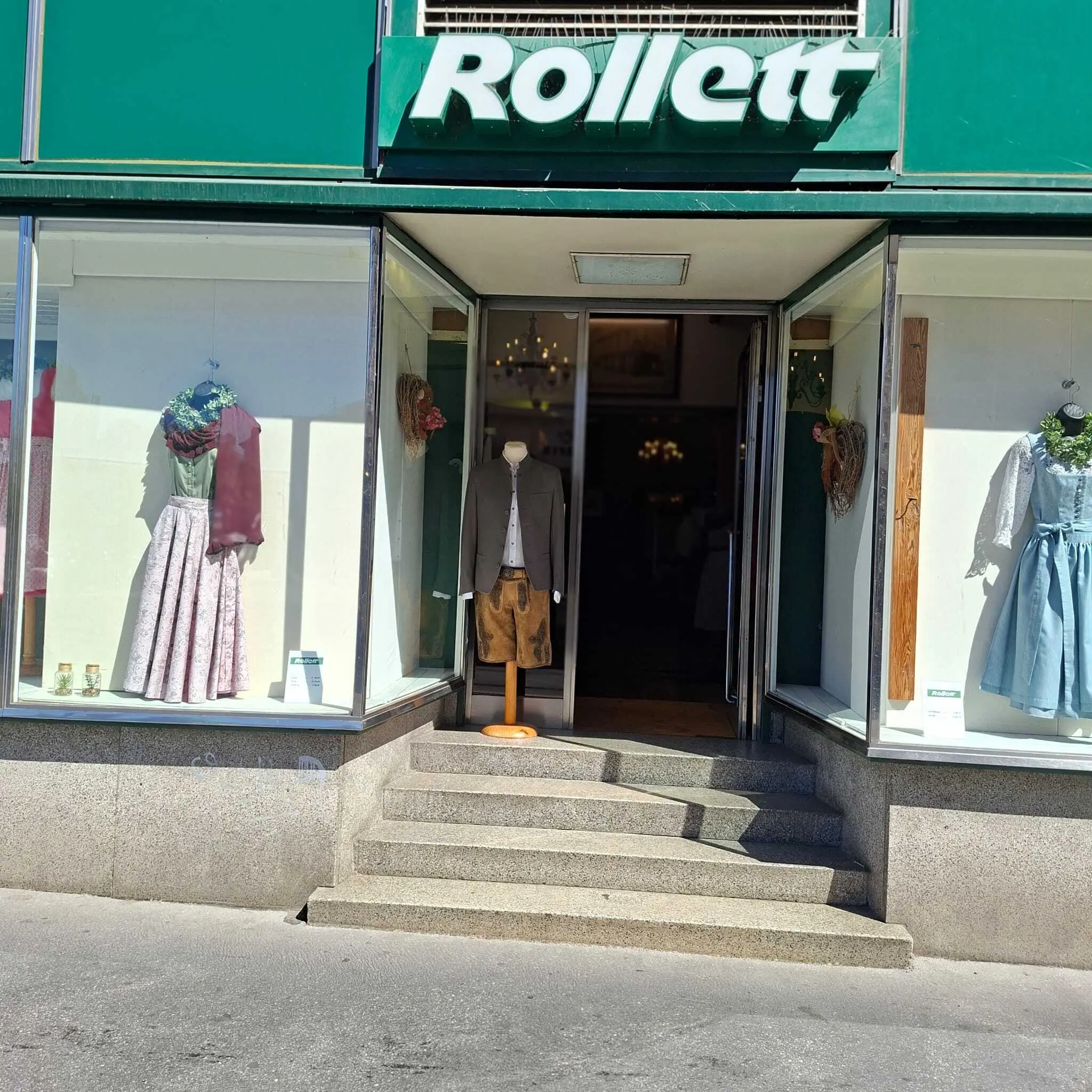 Trachten zum Spitzenpreis: Traditionshaus Rollett schließt mit minus 50 ...