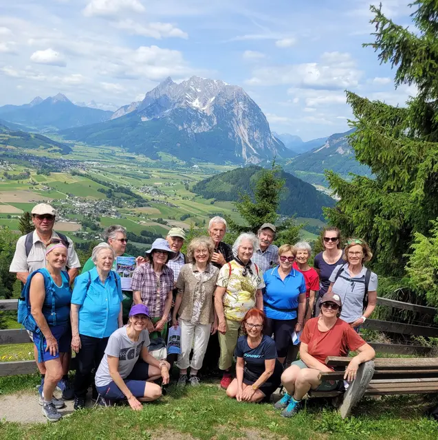 Traditionelle Liederwanderung bei Traumwetter