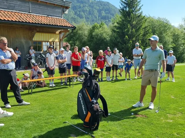 Profigolfer trainierte mit Lärchenhof-Kids