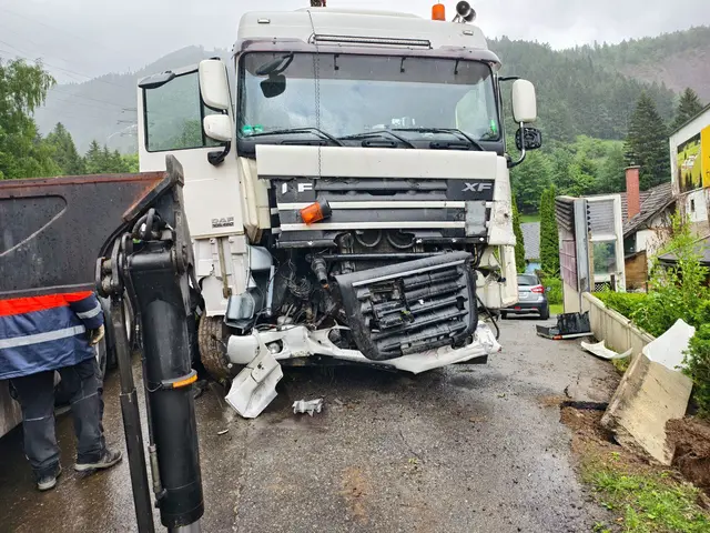 Beschädigter Lkw