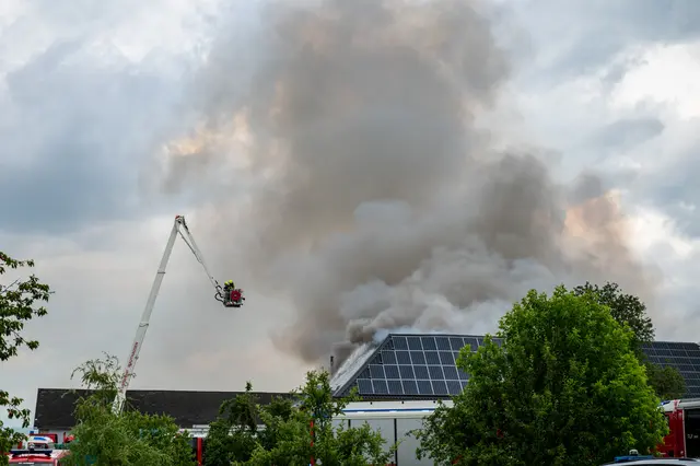Großbrand bei einem landwirtschaftlichen Anwesen in Mitterkirchen am 1. Juni. | Foto: FOTOKERSCHI / SIMON BRANDSTÄTTER