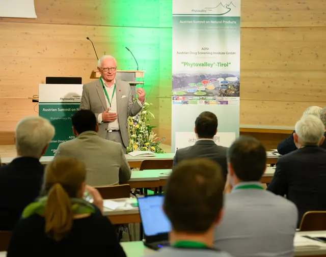 Prof. Günther Bonn (Geschäftsführer und wissenschaftlicher Direktor des ADSI der Universität Innsbruck) lädt hochkarätige Experten zum 6. Austrian Summit on Natural Products nach Seefeld. | Foto: ADSI GmbH/Franz Oss