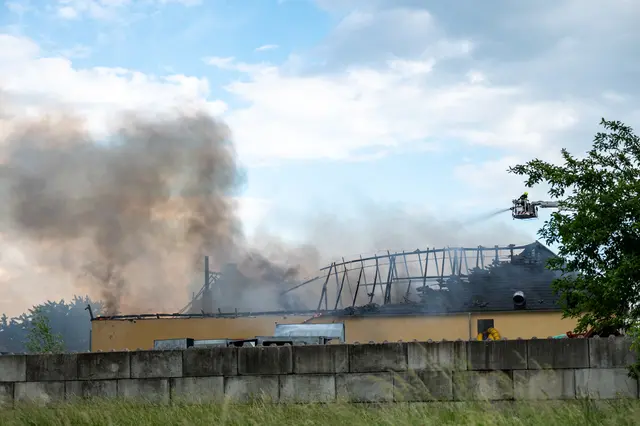 Großbrand bei einem landwirtschaftlichen Anwesen in Mitterkirchen am 1. Juni. | Foto: FOTOKERSCHI / SIMON BRANDSTÄTTER