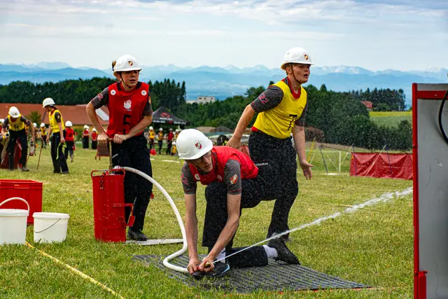 Diese Feuerwehren holten in Oberbairing die begehrten Pokale