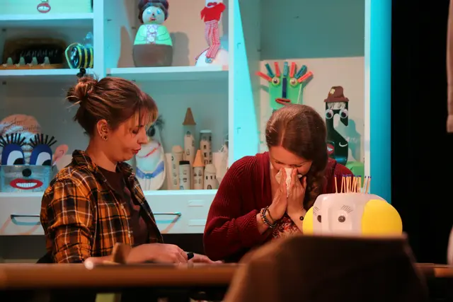 Die beiden Mütter von Lukas (Rahel Schmidbauer und Simone Hirsch) liefern sich emotionsgeladene und tränenreiche Auseinandersetzungen. | Foto: MeinBezirk/Maria Rabl