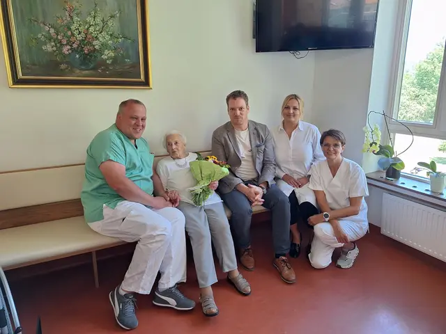Mit 100 Jahren noch topfit, Maria Prinz feiert besonderen Geburtstag