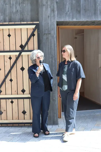 Die beiden Architektinnen Barbara Poberschnigg und Iris Reiter. | Foto: Elisabeth Zangerl