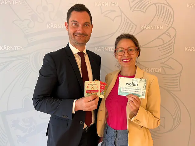 LR Reichmann mit "wohin?"-Verantwortlicher Stephanie Venier. 
 | Foto: Büro LR Reichmann