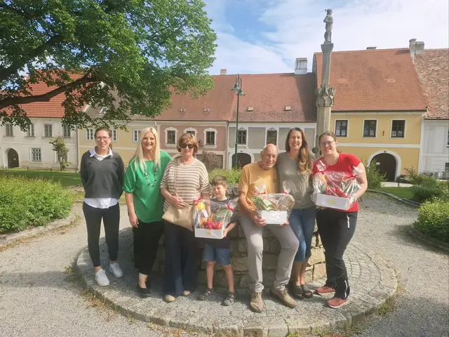 Die drei ausgelosten Gewinner waren Maria Skarohlid, Christine Breit und Wolfgang Waitzbauer. | Foto: Gesunde Gemeinde Drosendorf