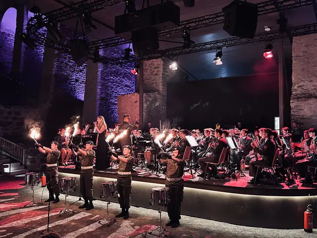 Die Militärmusik Burgenland spielt in der Burgarena Schlaining am 12. Juni. | Foto: ÖA MilKdo B
