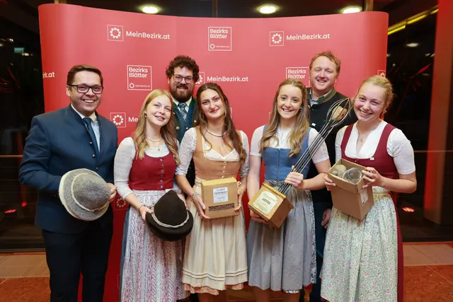 Breites Lächeln bei den Gewinnerinnen und Gewinnern 2025. | Foto: Neumayr