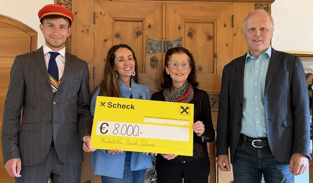 Die KÖST und die Silberkinder erweckten den Marchiodi Innenhof zum Leben und es kamen 8.000,- Euro zusammen.  | Foto: privat