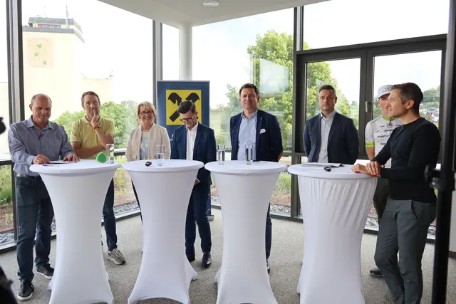 Radmarathon steuert auf Rekord zu und rückt Helfer ins Rampenlicht