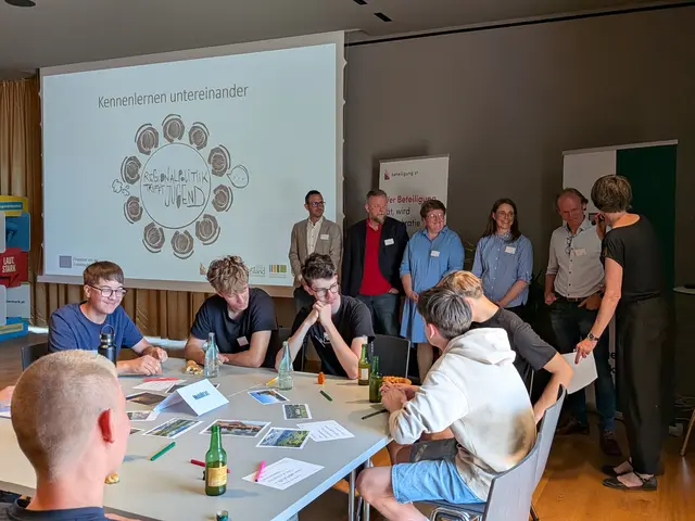 Die Veranstaltung bot Raum, um Anliegen, die die jungen Leute beschäftigen zu besprechen.  | Foto: beteiligung.st