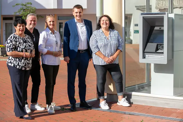 SPÖ-Bezirksvorsitzende Michaela Binder, SPÖ-NRin Petra Tanzler, SPÖ-LAbg. Rainer Spenger, SPÖ-Kontroll-Landesrat Sven Hergovich, SPÖ-Bgm.in Gutenstein Manuela Zak. | Foto: SPÖ NÖ