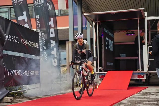 Jasmin Spiegelberg beim Start RACA500 2025. | Foto: RACA-Kovac Visuals