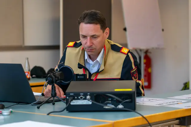 Eine der Praxisstationen bei der Prüfung um das Funk-Leistungsabzeichen in Gold. | Foto: LFV Tirol/Lukas Lintner