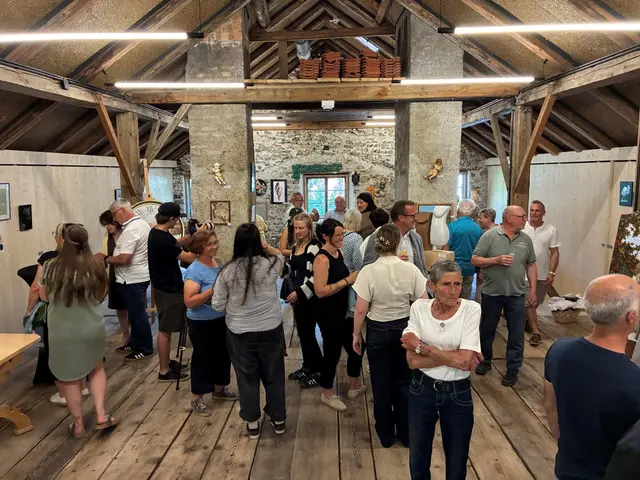 Großes Interesse herrschte bei der Vernissage im Zunftmuseum. | Foto: Paul Strolz