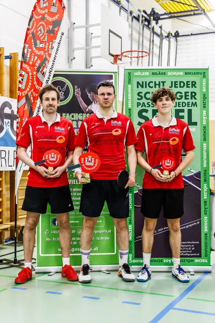 Eine stark besetzte und spannende Klubmeisterschaft, die letztendlich der Favorit dann doch gewann: 2. Platz Fabian Pfrengle, Klubmeister Thomas Geirhofer und 3. Platz Sebastian Reitinger. | Foto: Andreas Pichler 2026