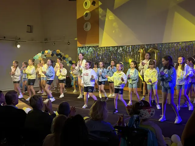 Die Kinder und Jugendlichen boten rund 750 Gästen eine beeindruckende Show.