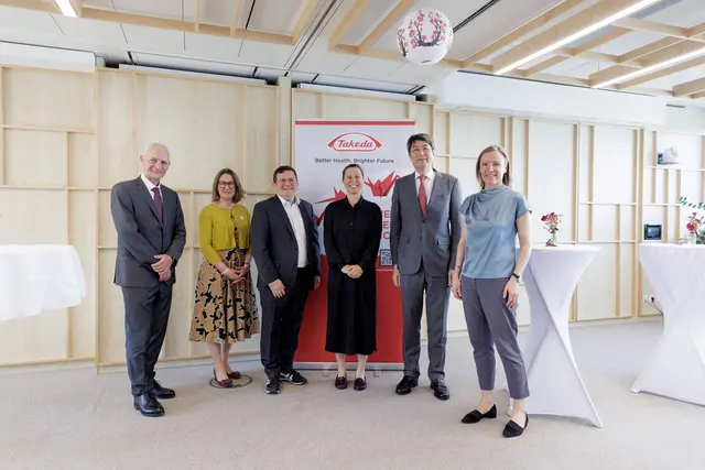 v.l.n.r.: Günter Waxenecker / AGES (Österreichische Agentur für Gesundheit und Ernährungssicherheit), Elisabeth Weigand / Pro Rare Austria (Allianz für seltene Erkrankungen), Wilfried Zankl, , Rebecca Fowler, Iwama Kiminori und Astrid Jankowitsch, Head of Public Policy Takeda Pharma Austria. | Foto: Takeda/Lisi Specht